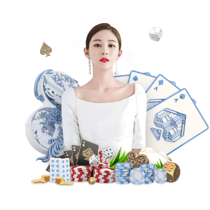 有点上头！胡桑诺夫从身后铲倒约克雷斯，被黄牌警告